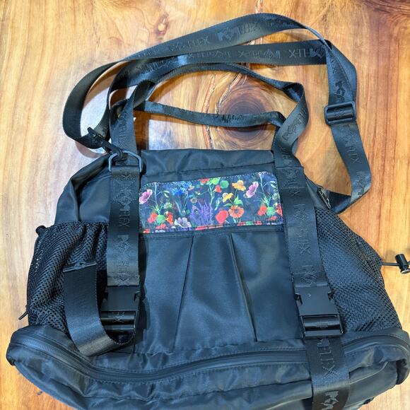 Popflex Convertible Bag Backpack Athletic Gym bag Floral Delilah Duffle - Picture 2 of 6